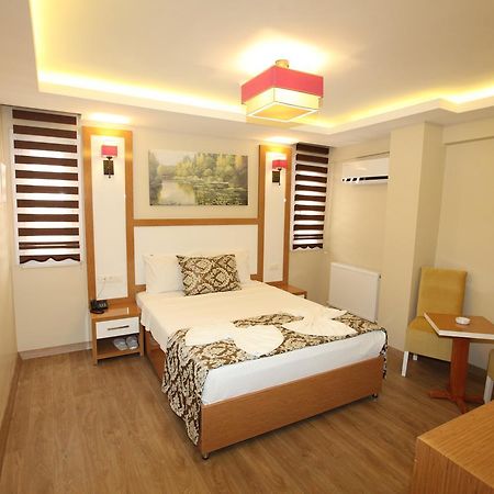 Emir Butik Otel Бююкчекмедже Екстериор снимка