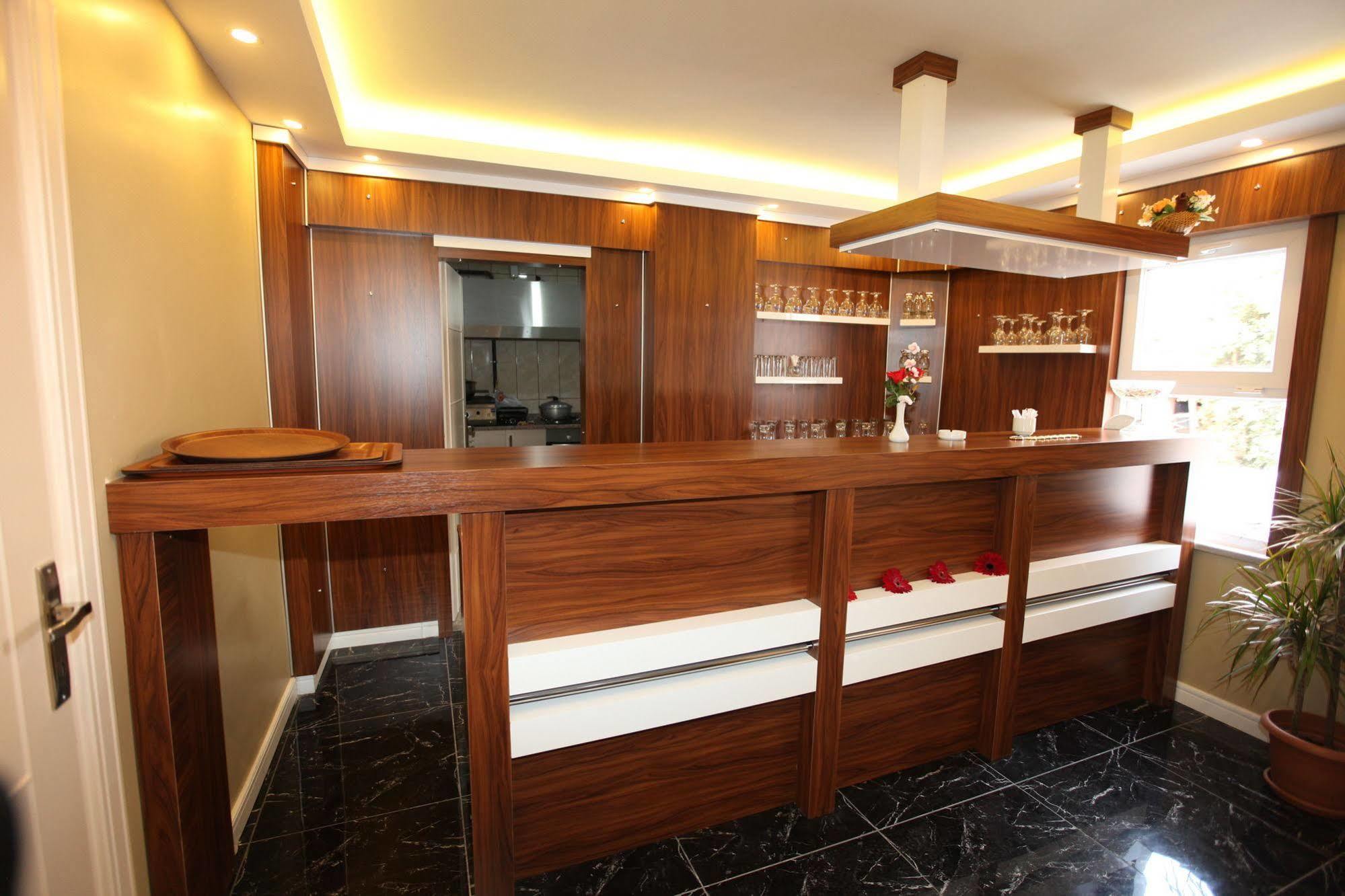 Emir Butik Otel Бююкчекмедже Екстериор снимка